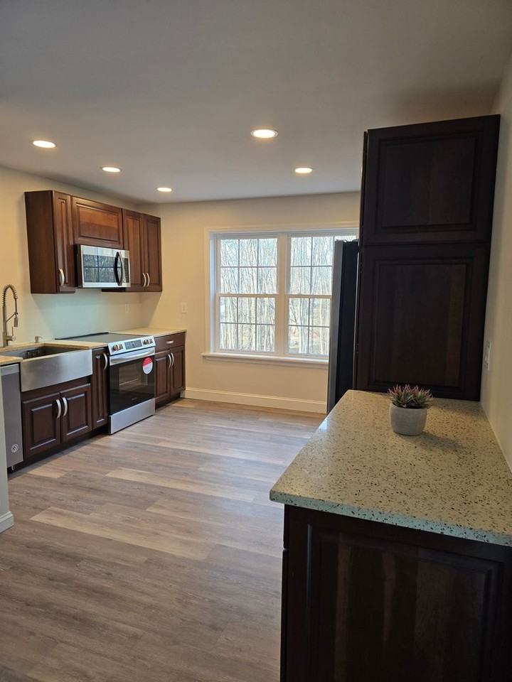 411 Moose Hill Rd - Photo 3 of 15