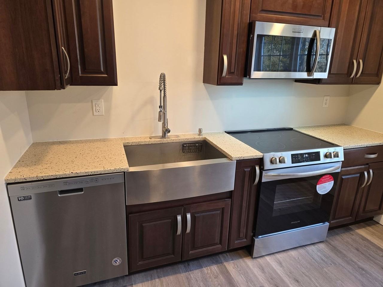 411 Moose Hill Rd - Photo 2 of 15