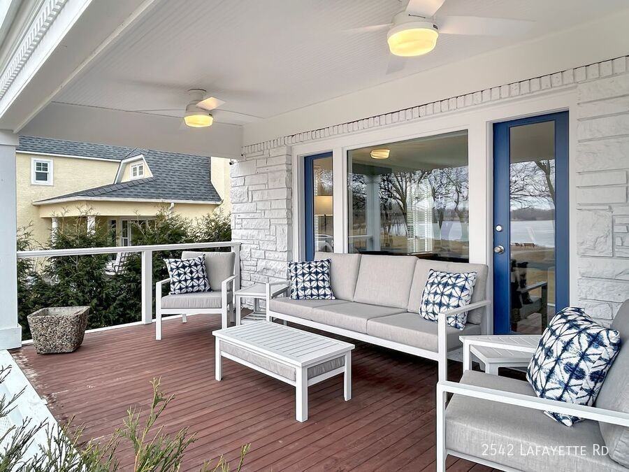 2542 Lafayette Rd - Photo 2 of 47