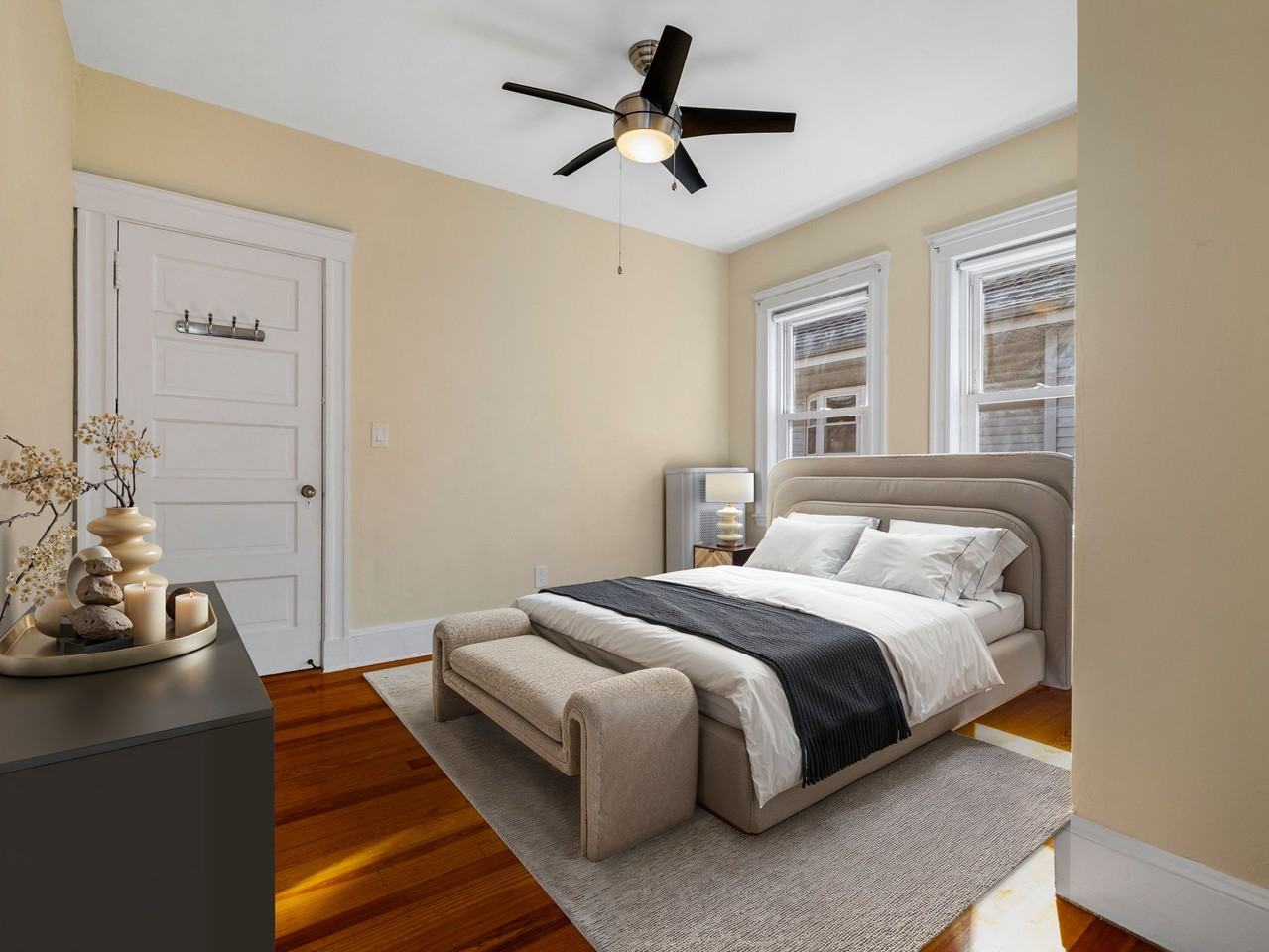 46 Princeton St - Photo 5 of 39