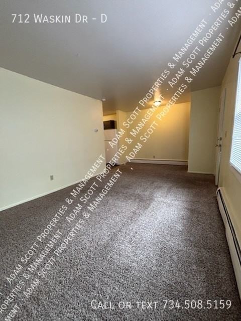 712 Waskin Dr #D - Photo 3 of 8