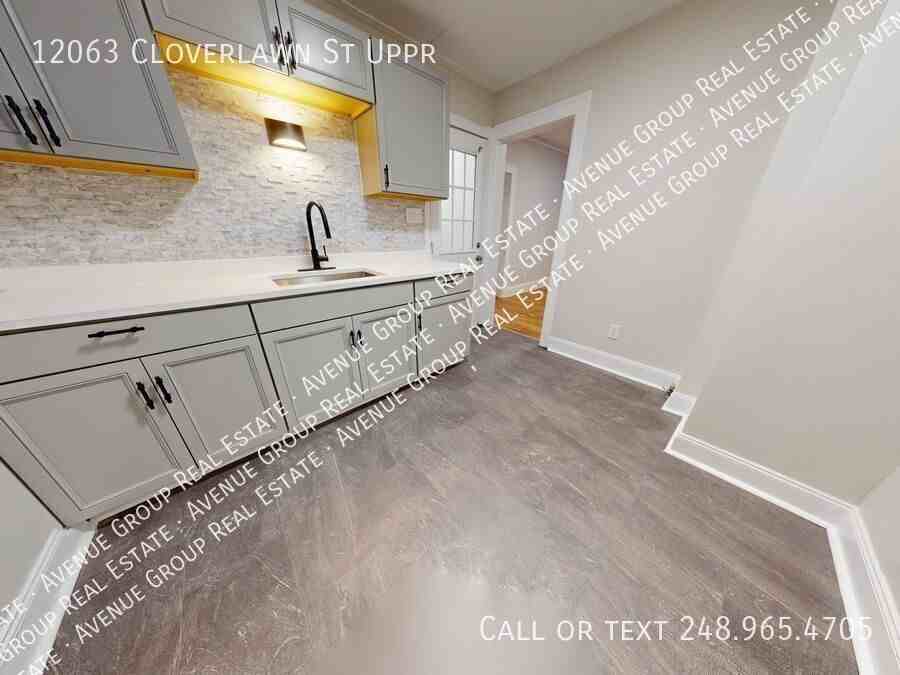 12063 Cloverlawn St Uppr - Photo 2 of 13