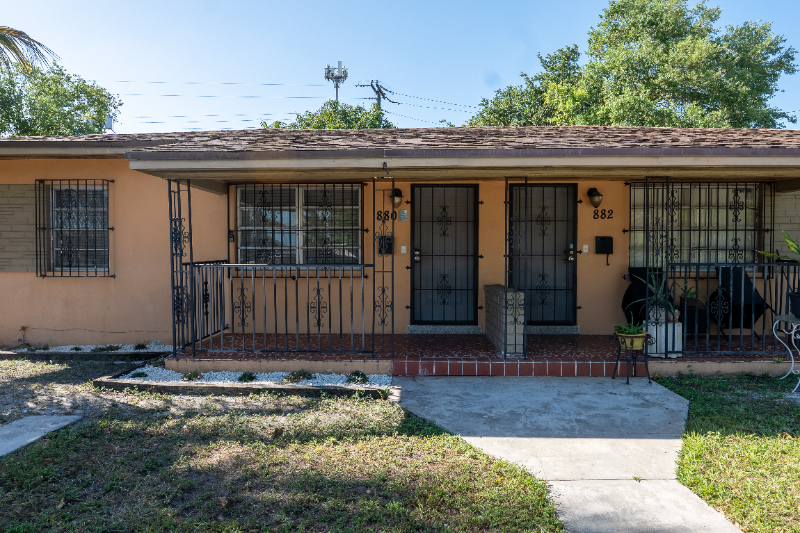 880 Nw 55th St #880 - Photo 2 of 26