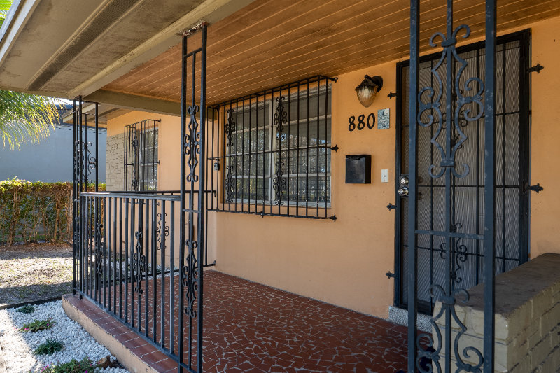 880 Nw 55th St #880 - Photo 3 of 26