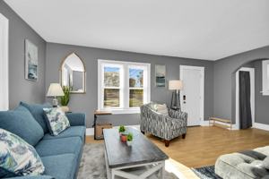 featured image of 207 New York St