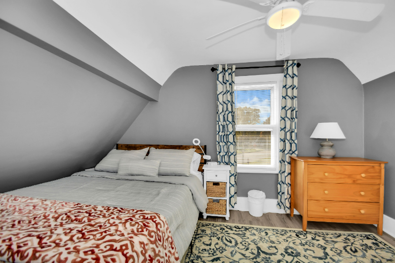 207 New York St - Photo 5 of 48