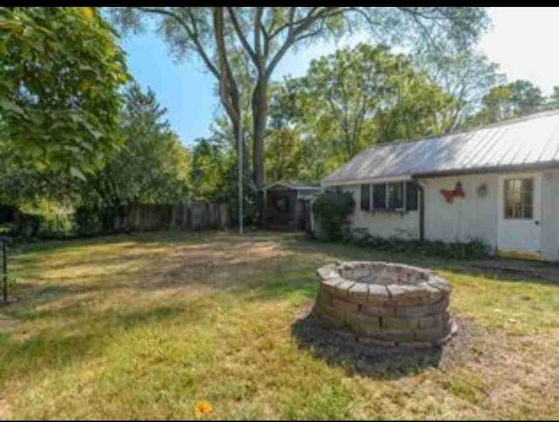 2236 Regent St - Photo 2 of 13