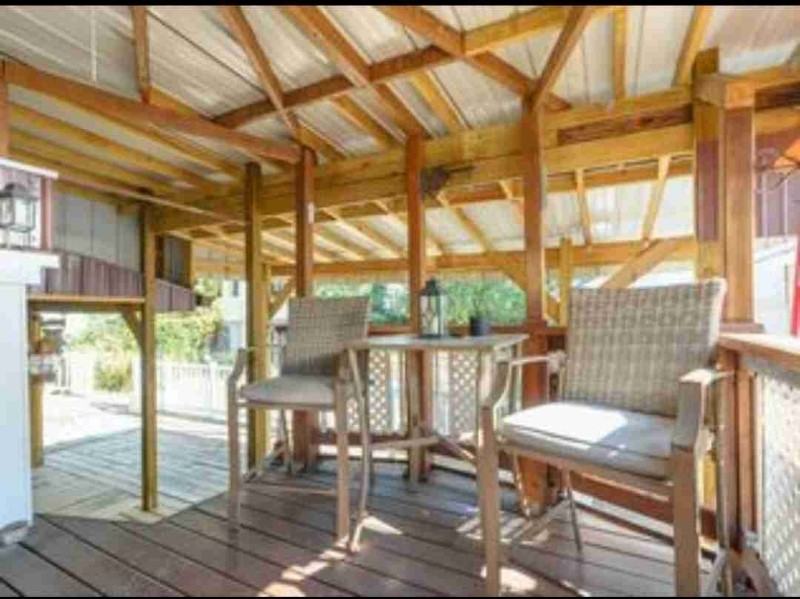 2236 Regent St - Photo 3 of 13