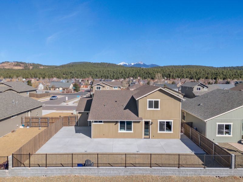 11593 Cepheus Rd - Photo 2 of 12