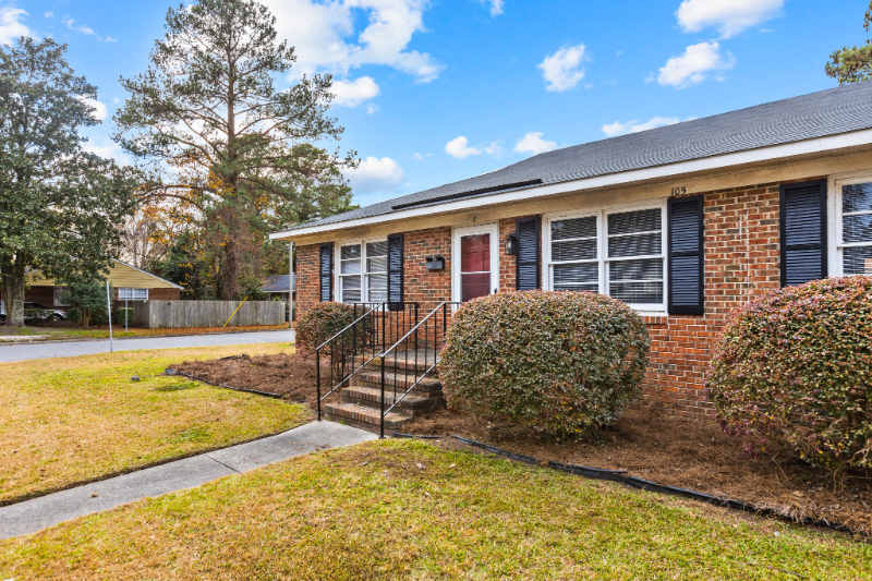 105 N Meade St #A - Photo 3 of 17