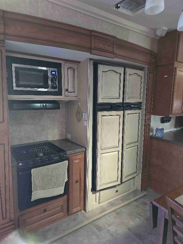 16900 S Tamiami Trl #18A - Photo 6 of 10