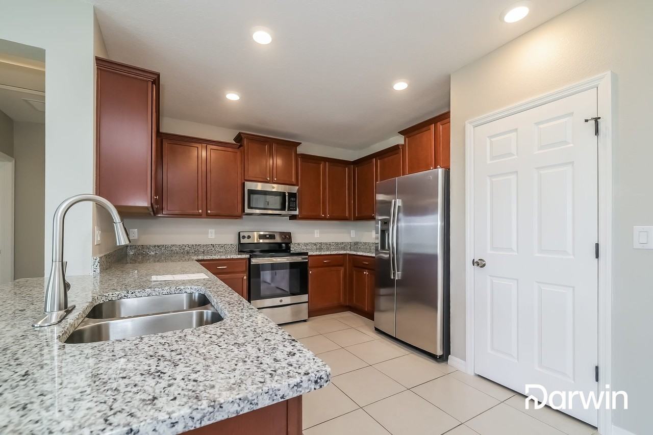 307 Granite Pl - Photo 2 of 15