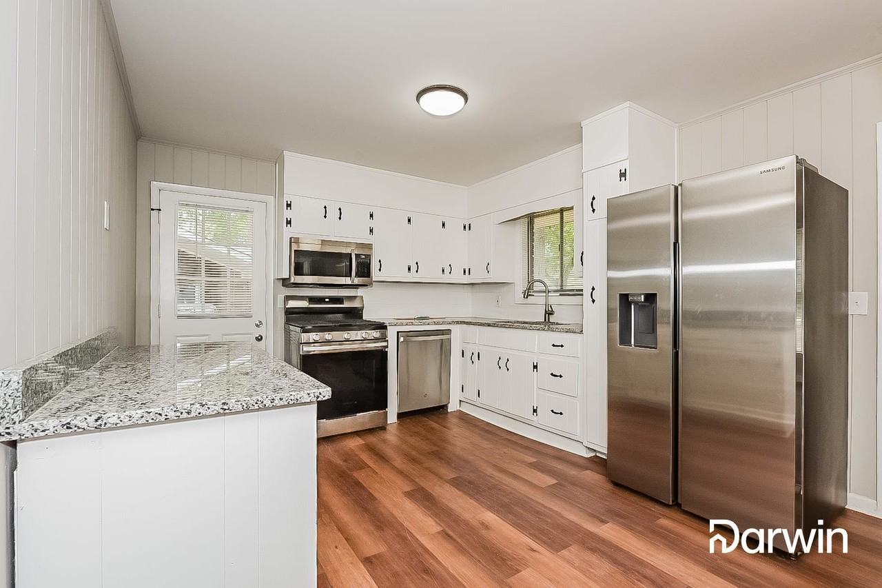 1623 Jolly Green Ct - Photo 2 of 15