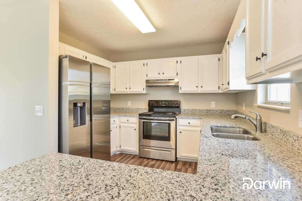 3713 Huntingboro Trl - Photo 2 of 15