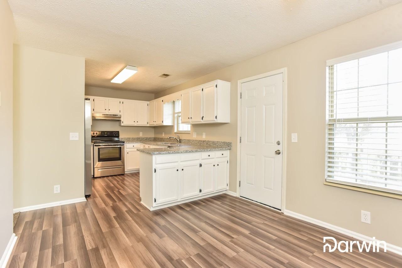 3713 Huntingboro Trl - Photo 3 of 15