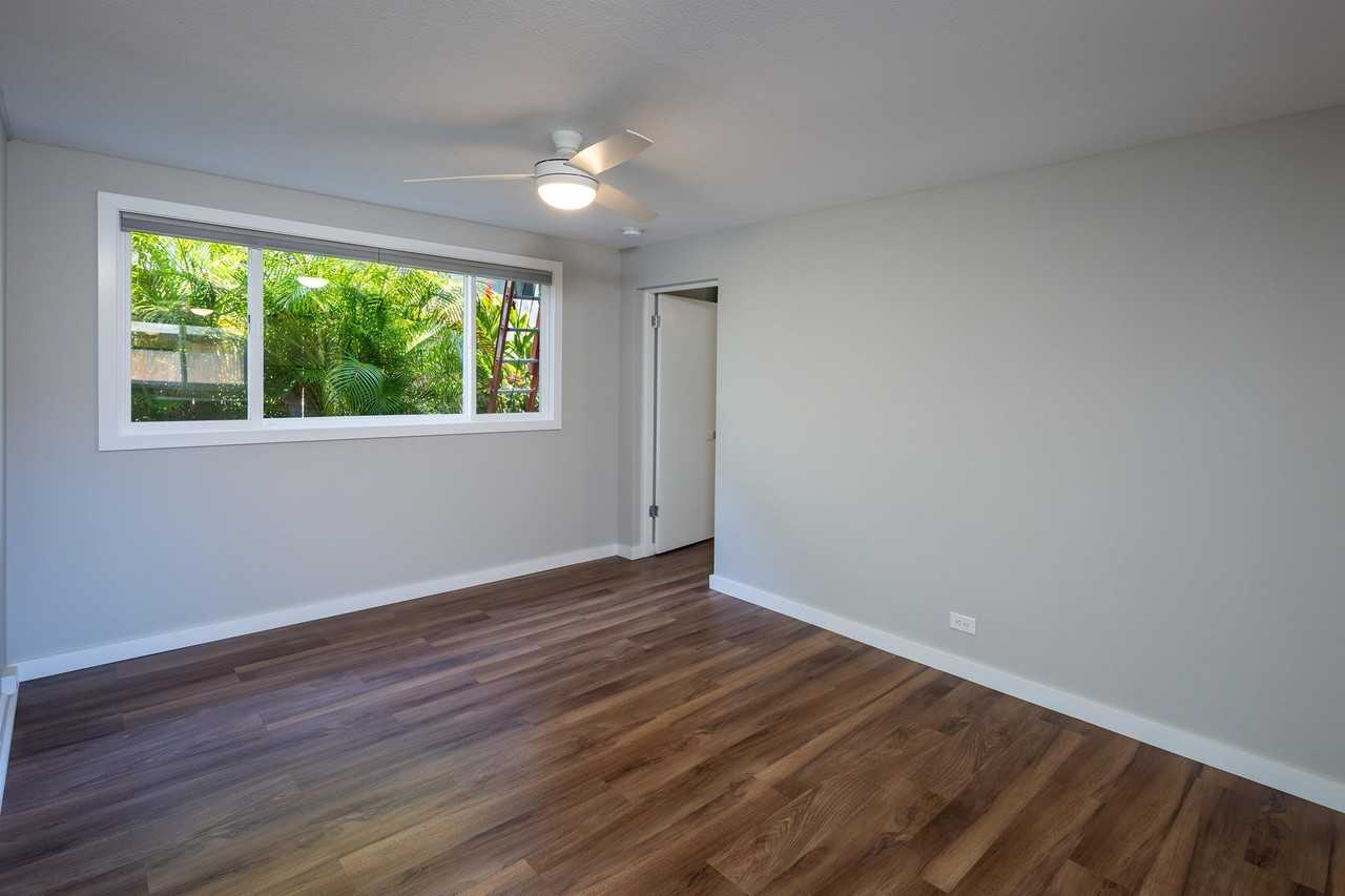 651 11th Avenue - Photo 4 of 17