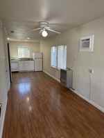 featured image of 934 Clark St
