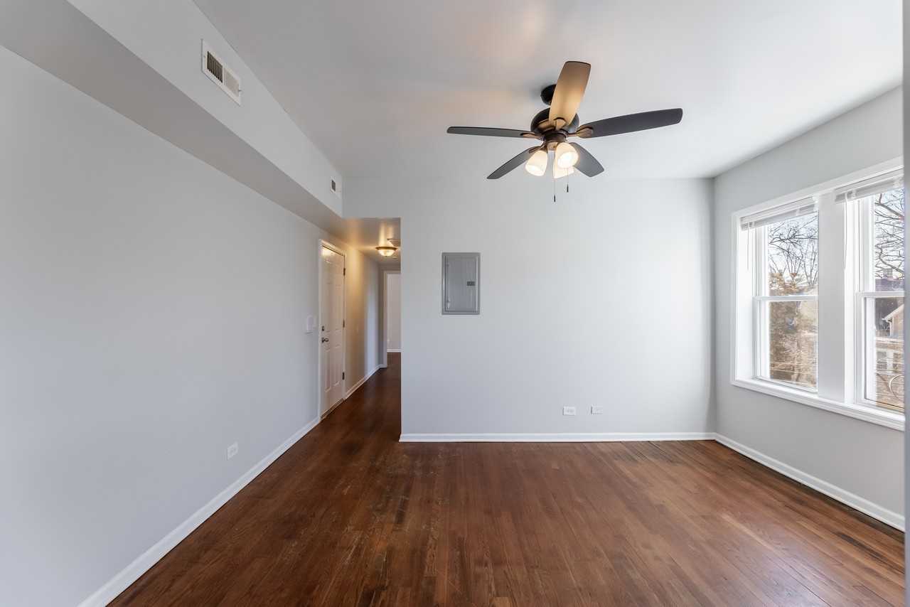 7626-28 South Drexel Avenue - Photo 3 of 11