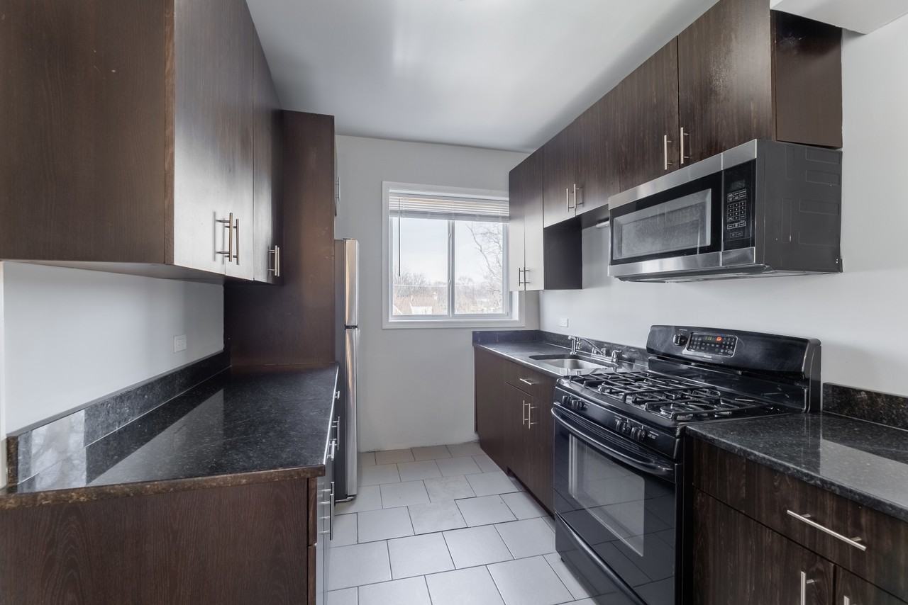 7626-28 South Drexel Avenue - Photo 6 of 11