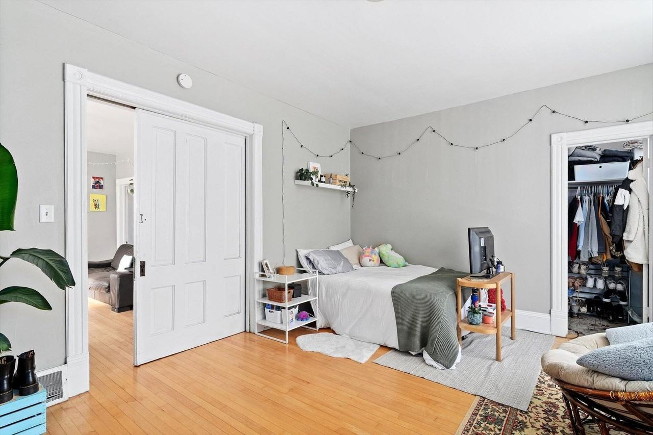 2515 N Cramer St - Photo 7 of 19