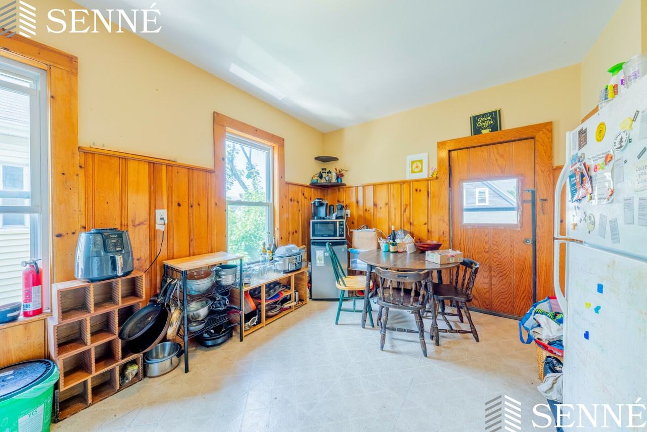 44 Banks Street Unit 2 - Photo 2 of 11