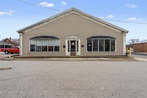 featured image of 199 N Owen St #1