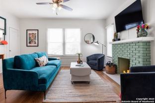 230 W Norwood Ct - Photo 1 of 1
