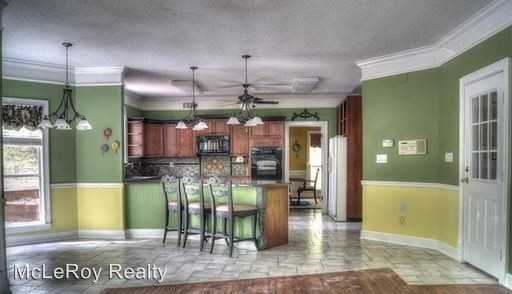 107 Canaan Ct - Photo 3 of 16