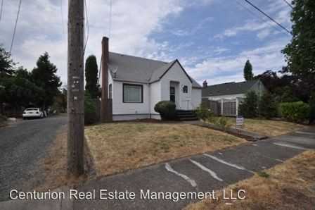 1955 17th St NE - Photo 2 of 28