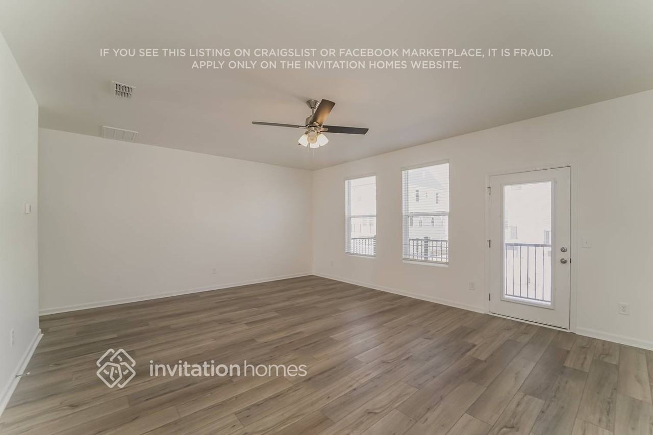 13011 Western Ln - Photo 6 of 23