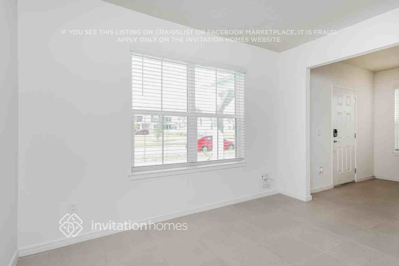 1919 Tohoqua Blvd - Photo 6 of 25