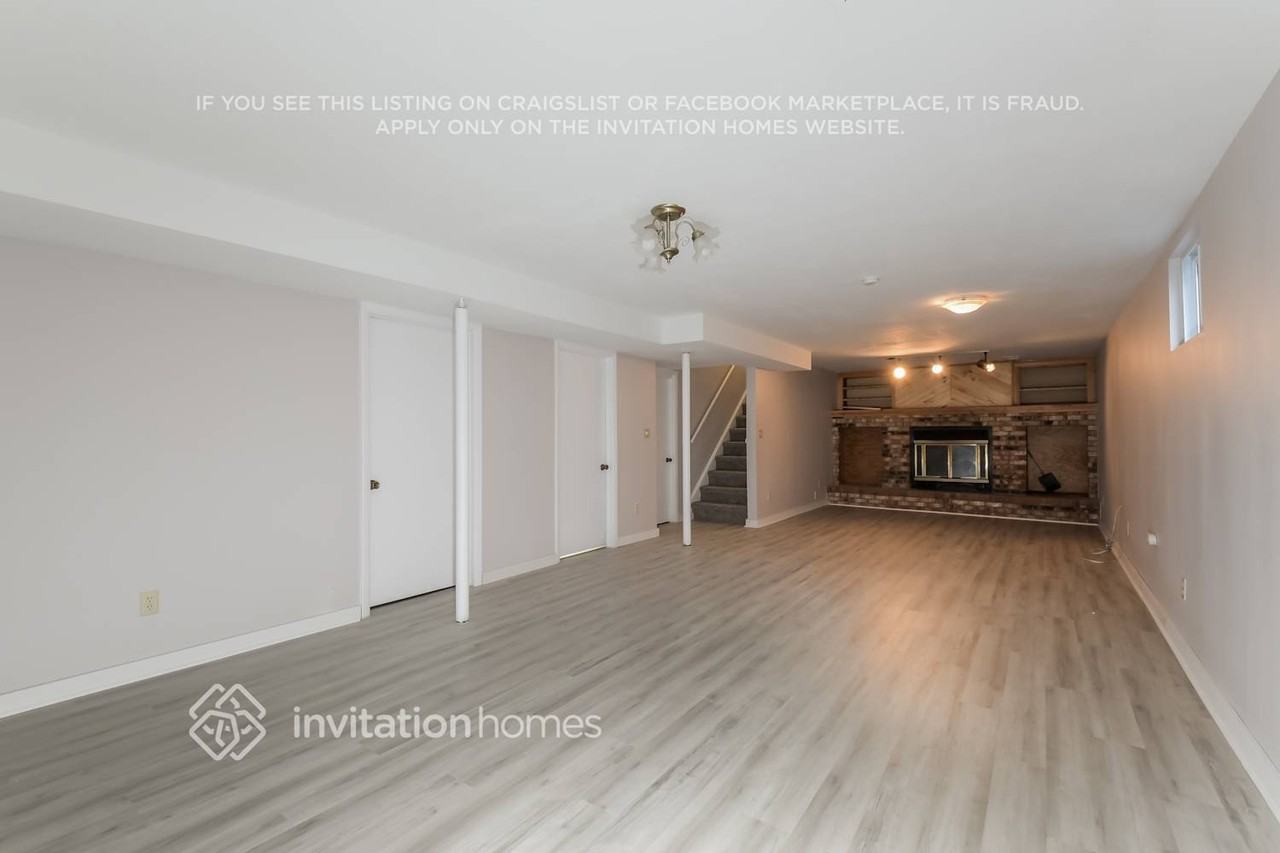 1284 Ember St - Photo 4 of 14