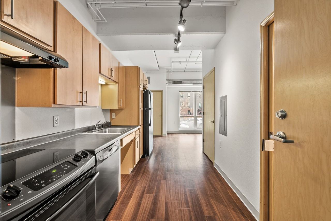 Fourth Street Co-op Apartments - Photo 3 of 44