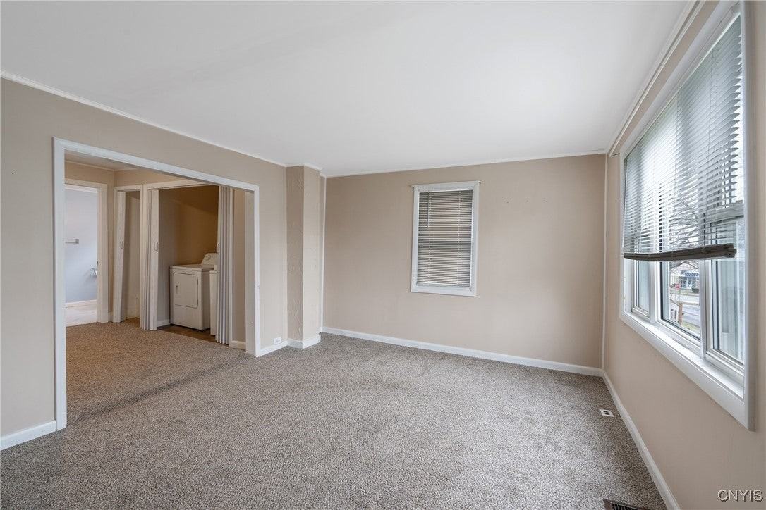 35 John St - Photo 2 of 18