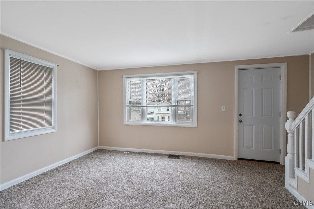 35 John St - Photo 3 of 18