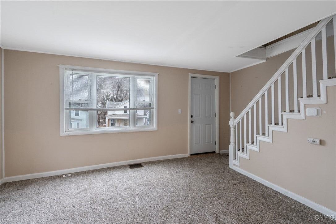 35 John St - Photo 4 of 18