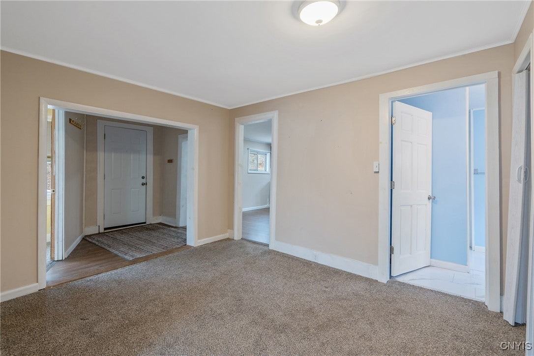 35 John St - Photo 5 of 18