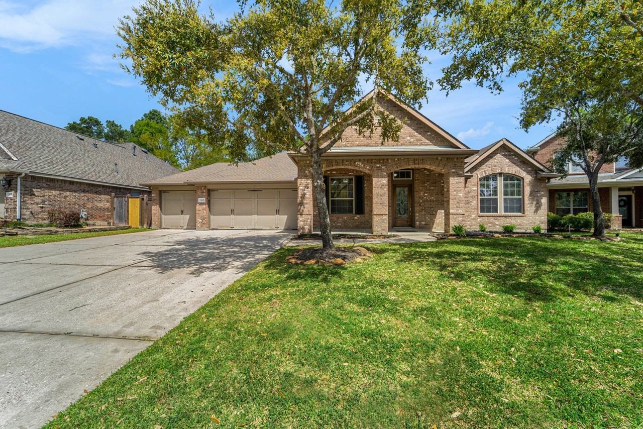 3619 Beacon Green Ln - Photo 2 of 30