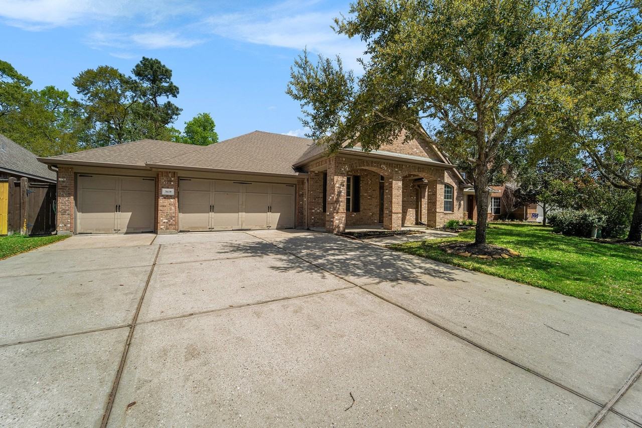 3619 Beacon Green Ln - Photo 4 of 30