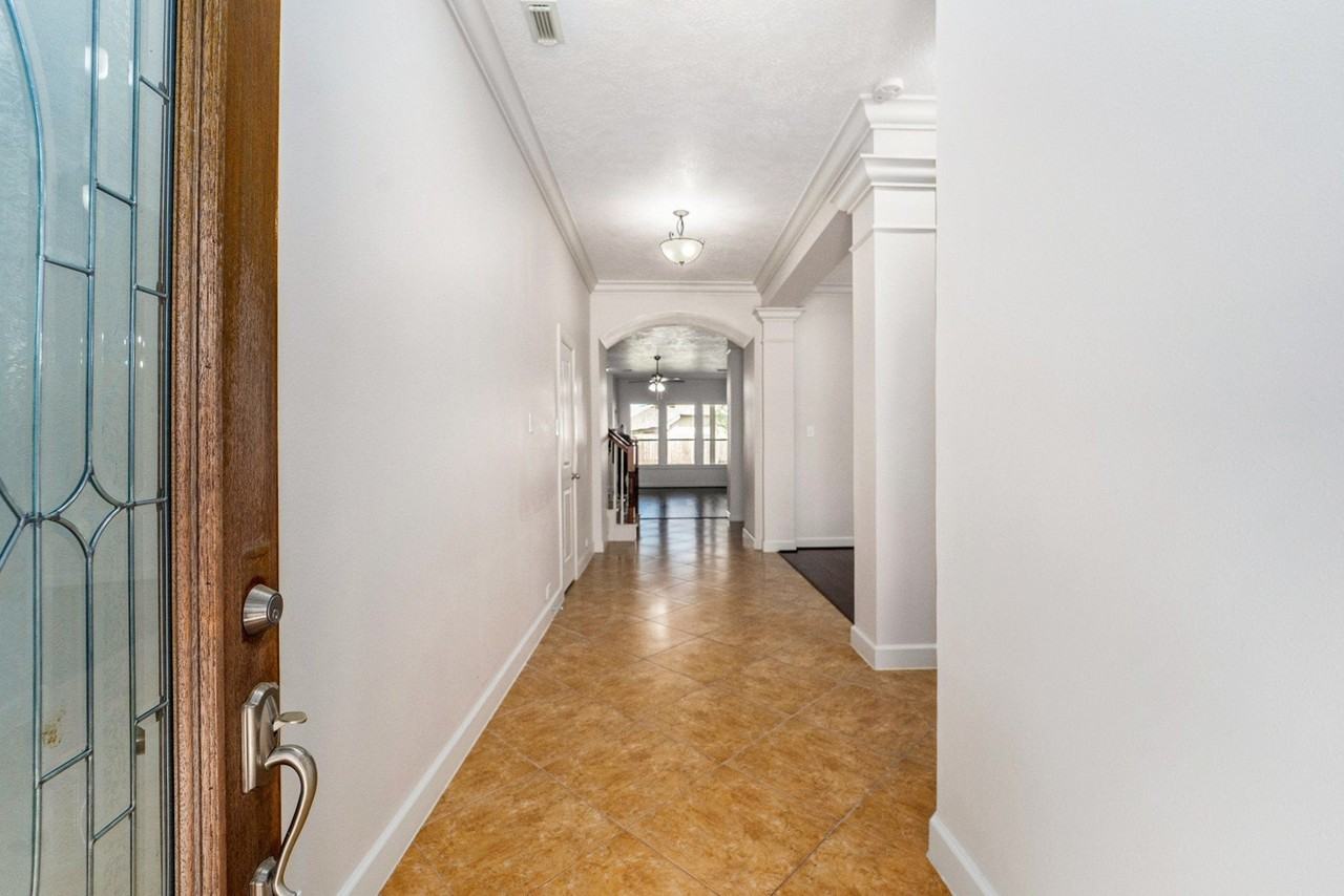 3619 Beacon Green Ln - Photo 5 of 30