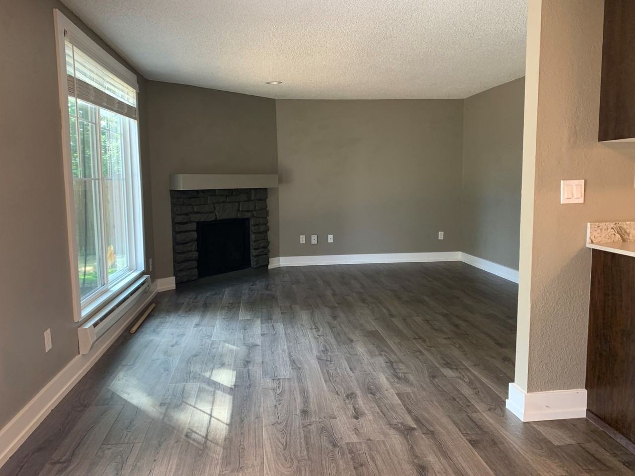 1822 S 95th St Apt B - Photo 3 of 15