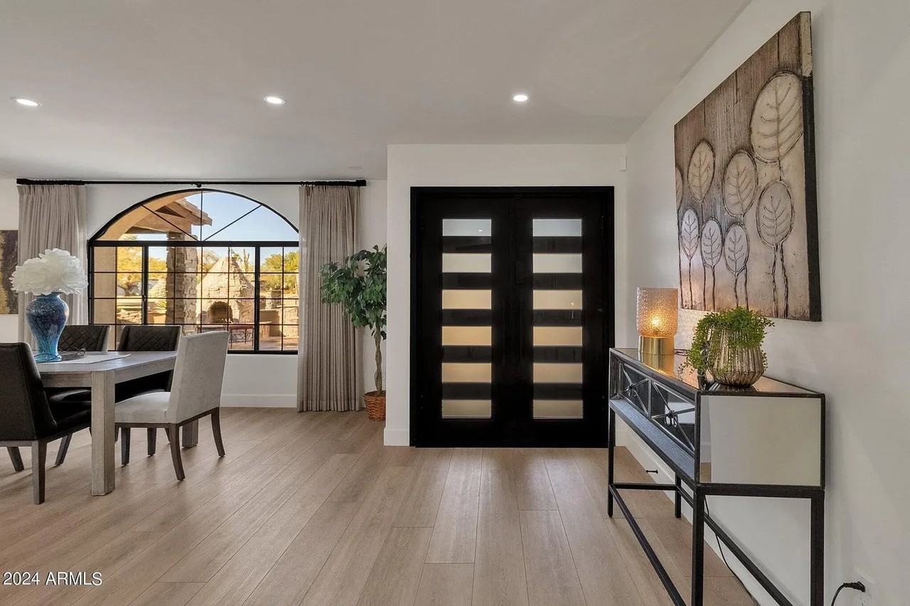 8205 E Redfield Rd - Photo 3 of 50