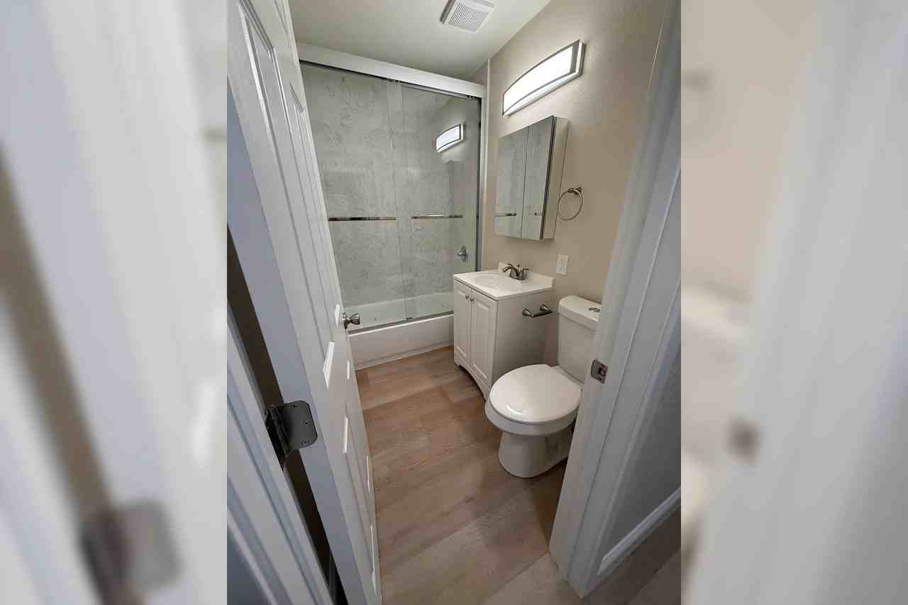 3175 Cadillac Dr - Photo 2 of 5