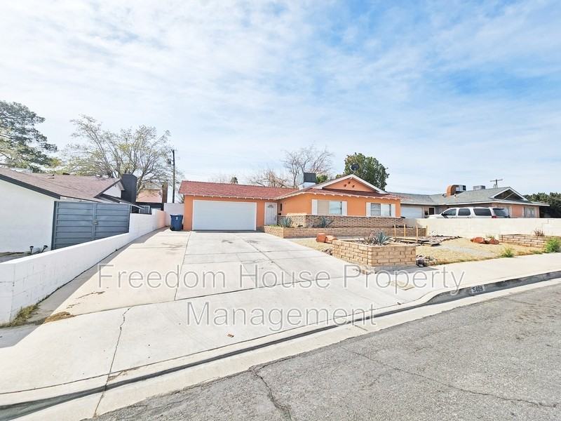 5409 Mountain View Dr - Photo 3 of 31
