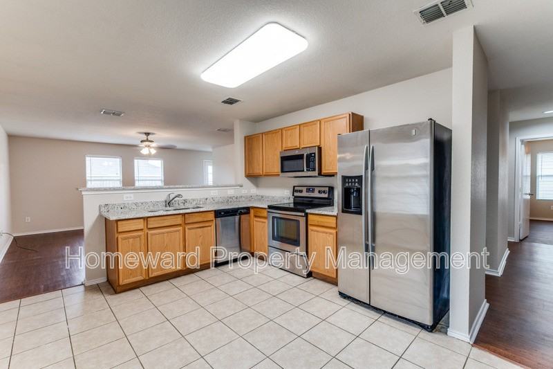 14048 Firebush Ln - Photo 4 of 13