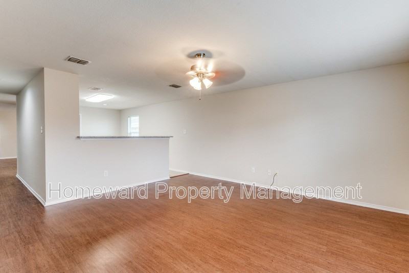 14048 Firebush Ln - Photo 5 of 13