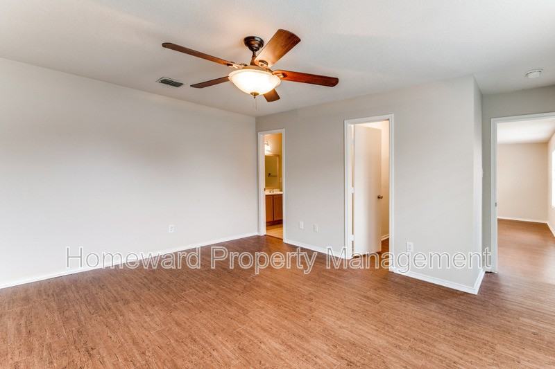 14048 Firebush Ln - Photo 6 of 13
