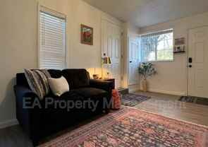 507A Spruce St Se - Photo 1 of 1