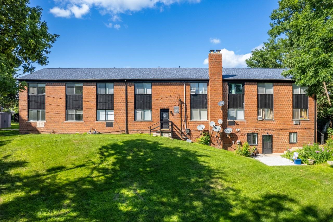 10612 Grand River Rd - Photo 4 of 10