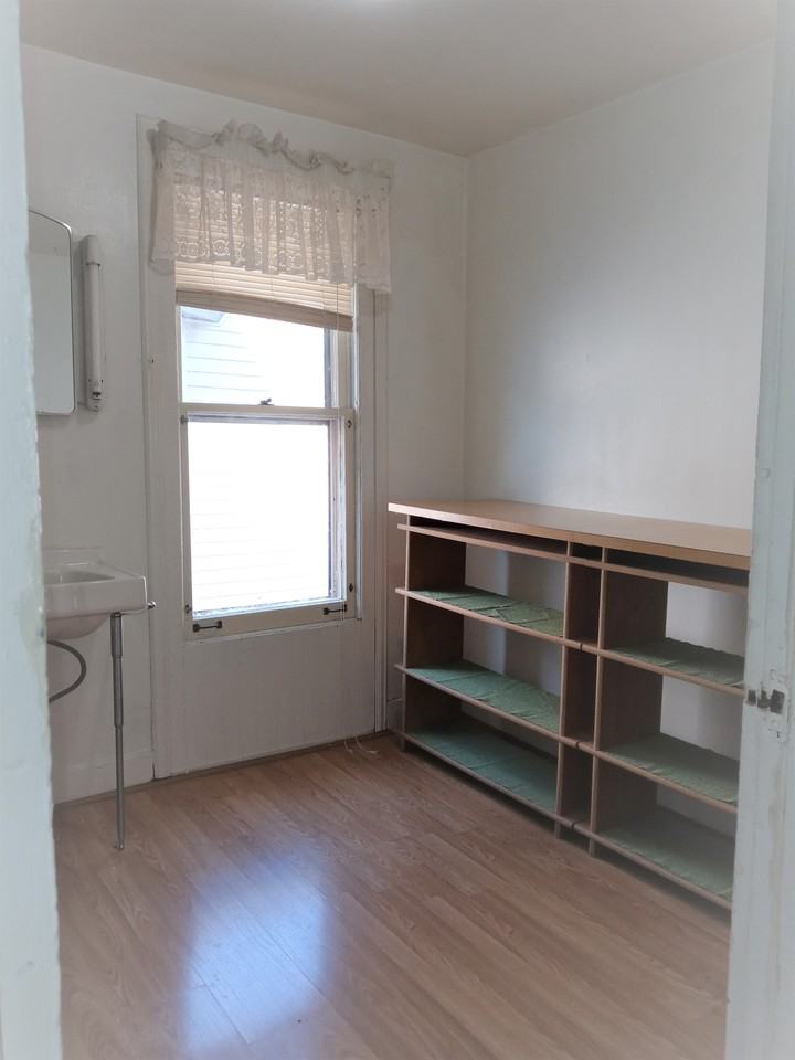 21 Beacon St - Photo 5 of 12